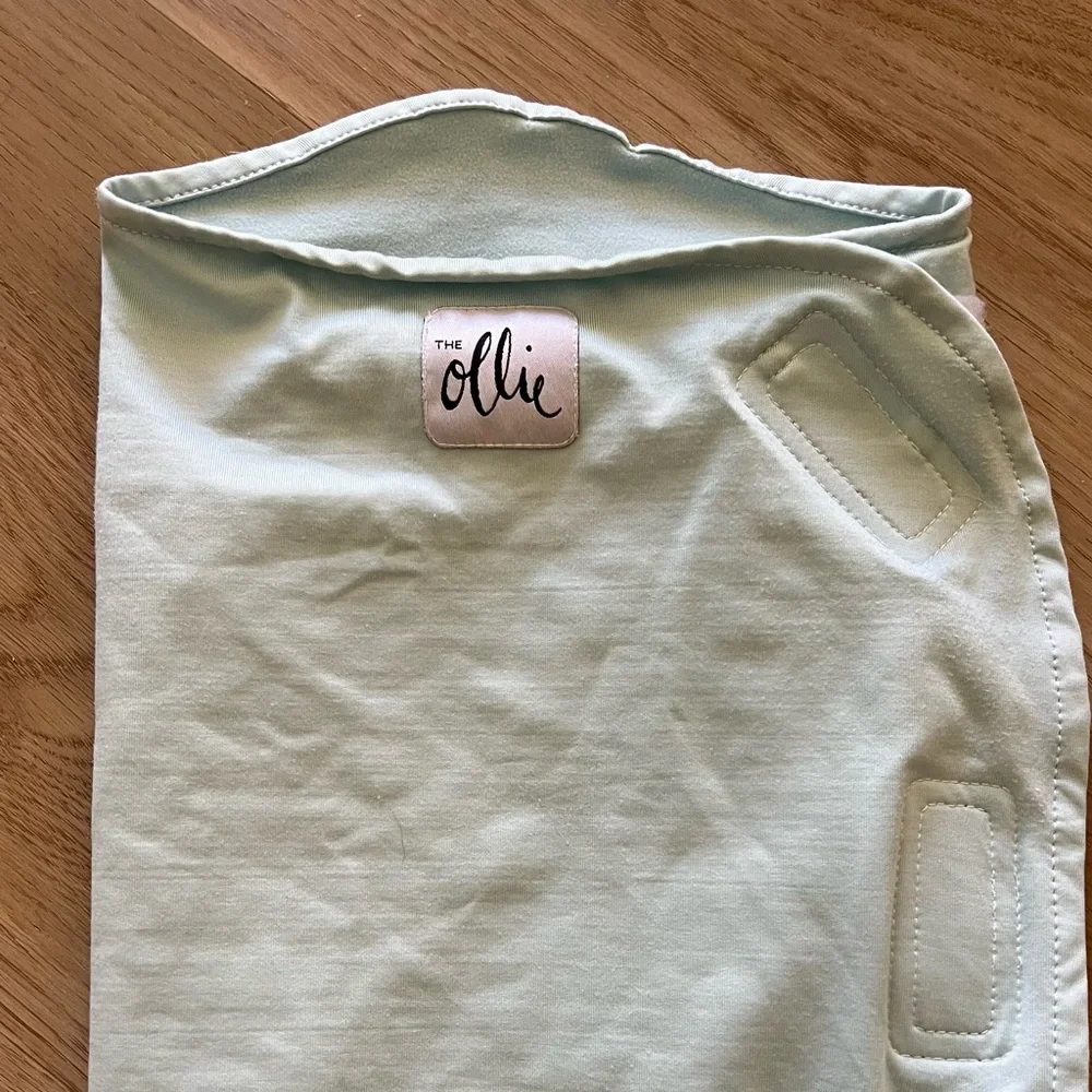 The Ollie Swaddle in Light Blue - Picture 1 of 2